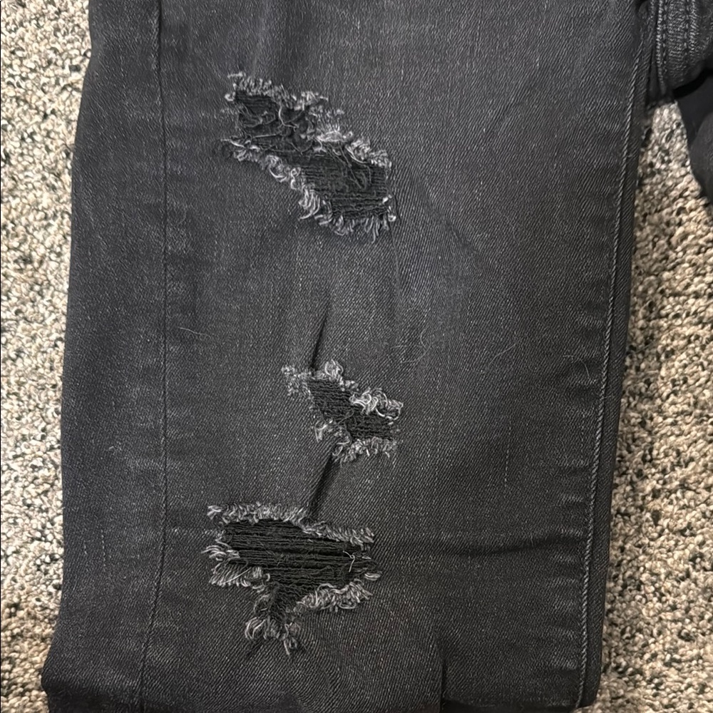 American Eagle Outfitters Black Skinny Distressed Jeans - Picture 4 of 5